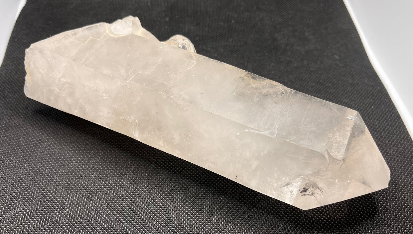 7 inch Quartz Crystal (💗)